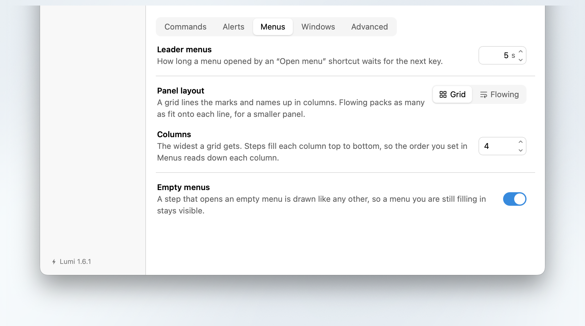 General → Menus: the seconds a menu stays open, the panel layout, the column count and the empty-menu switch